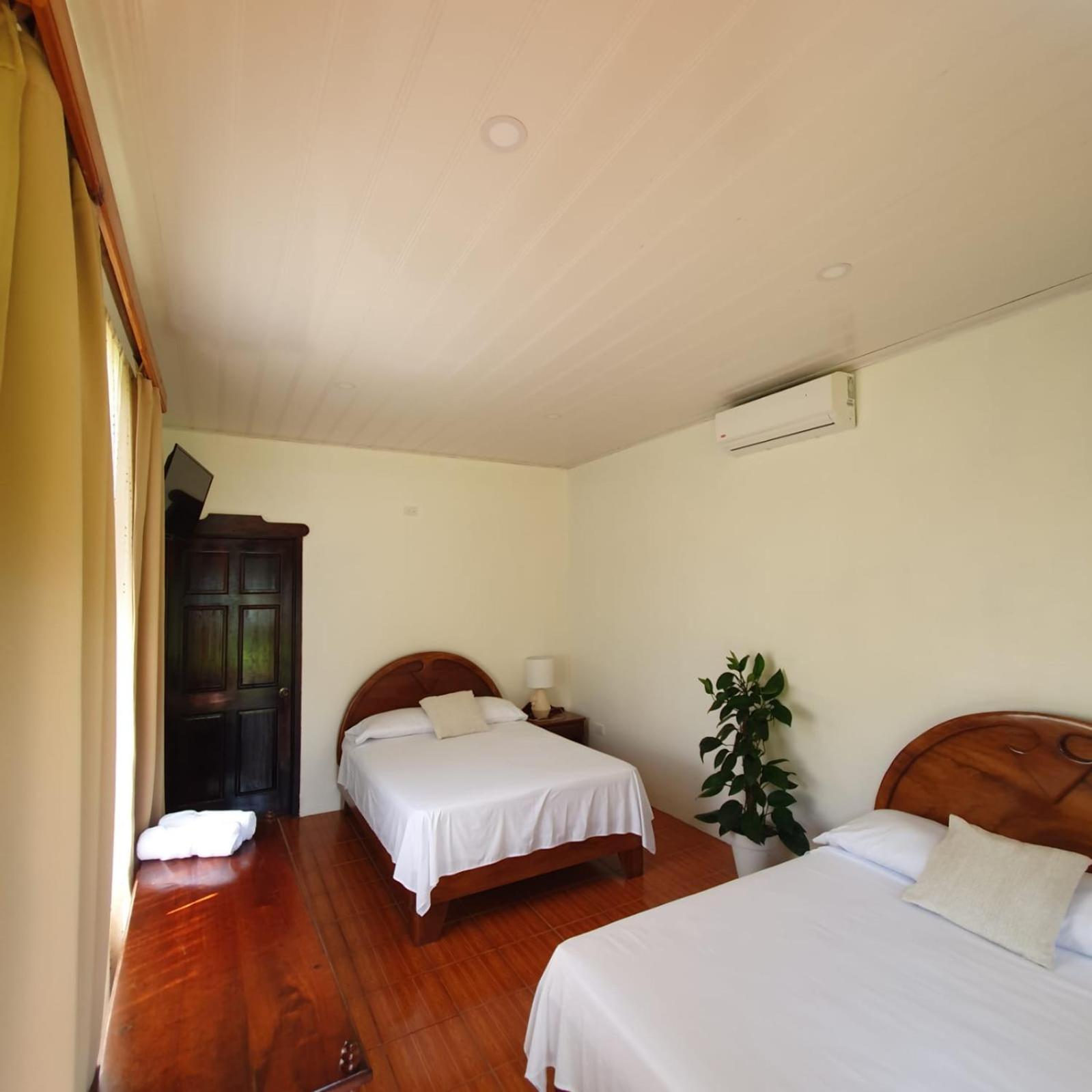Lumbres Arenal Vila La Fortuna Exterior foto
